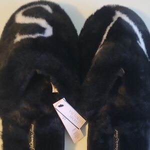 Victoria's Secret Plush Black Slippers